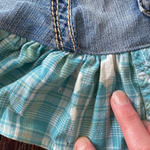 Adorable Homemade apron and oven mitt set - Picture 10 of 10